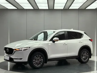 Автомобиль Mazda CX-5