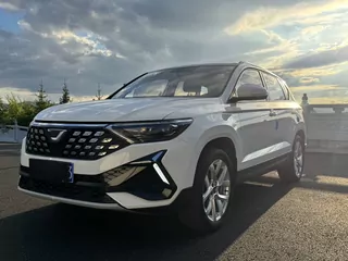 Автомобиль Jetta VS5