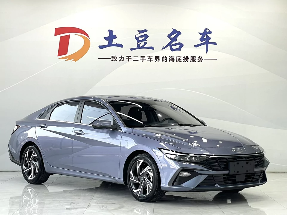 Автомобиль Hyundai Elantra — основное фото