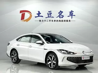 Автомобиль Volkswagen Lamando